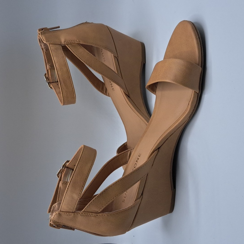 Women's Tan Sandles